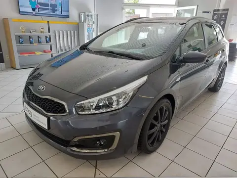 Used KIA CEED Petrol 2015 Ad 