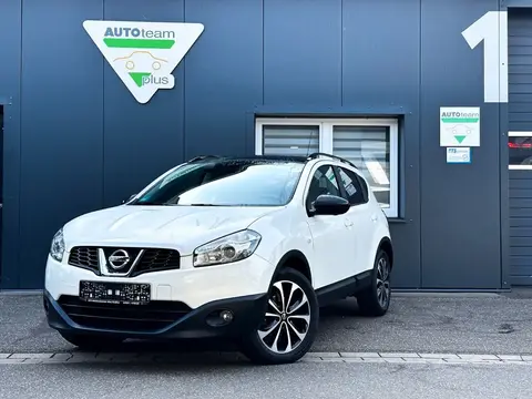 Used NISSAN QASHQAI Petrol 2014 Ad Germany