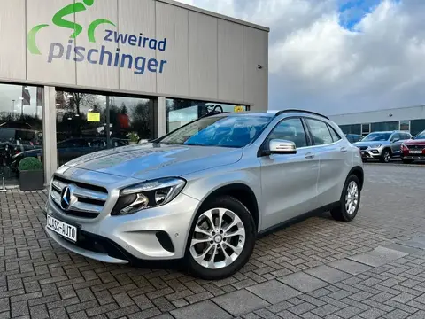 Used MERCEDES-BENZ CLASSE GLA Petrol 2017 Ad 