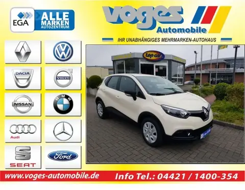 Used RENAULT CAPTUR Petrol 2015 Ad 