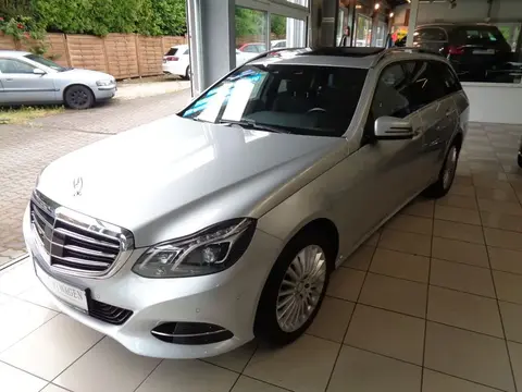 Used MERCEDES-BENZ CLASSE E Petrol 2015 Ad 