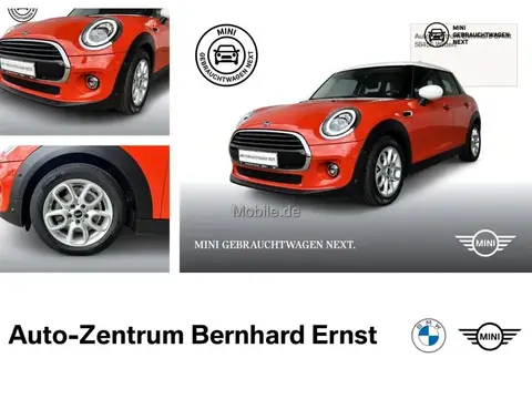 Used MINI COOPER Petrol 2019 Ad Germany