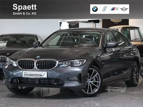 Used BMW SERIE 3 Hybrid 2022 Ad 