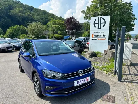 Used VOLKSWAGEN GOLF Petrol 2018 Ad 