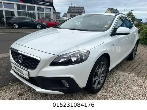 Used VOLVO V40 Petrol 2015 Ad Germany