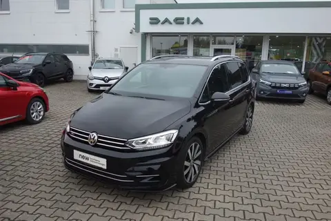 Used VOLKSWAGEN TOURAN Petrol 2018 Ad 