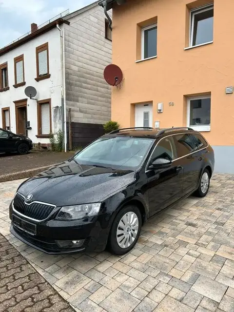 Used SKODA OCTAVIA Diesel 2015 Ad 