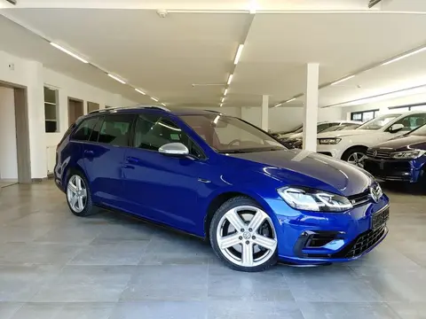 Used VOLKSWAGEN GOLF Petrol 2017 Ad 