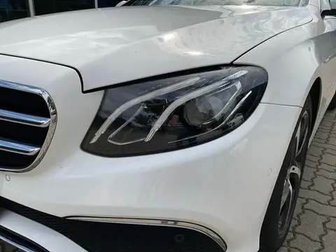 Annonce MERCEDES-BENZ CLASSE E Essence 2019 d'occasion 