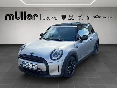 Used MINI COOPER Petrol 2024 Ad Germany