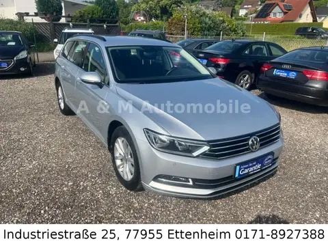 Annonce VOLKSWAGEN PASSAT Essence 2017 d'occasion 