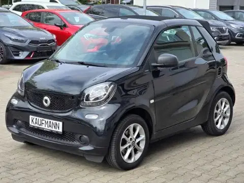 Annonce SMART FORTWO Essence 2017 d'occasion Allemagne