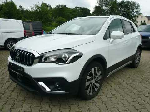 Annonce SUZUKI SX4 Essence 2018 d'occasion Allemagne