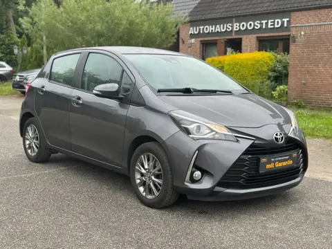 Annonce TOYOTA YARIS Essence 2017 d'occasion Allemagne