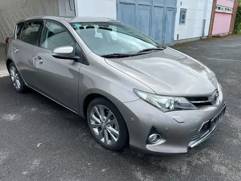 Used TOYOTA AURIS Hybrid 2015 Ad 