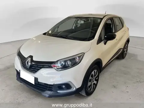 Used RENAULT CAPTUR Diesel 2018 Ad 