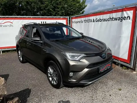 Used TOYOTA RAV4 Hybrid 2018 Ad Germany