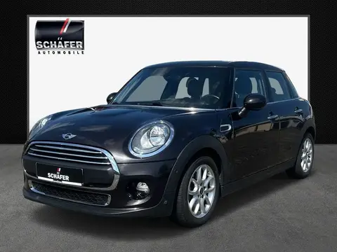 Annonce MINI ONE Essence 2016 d'occasion Allemagne