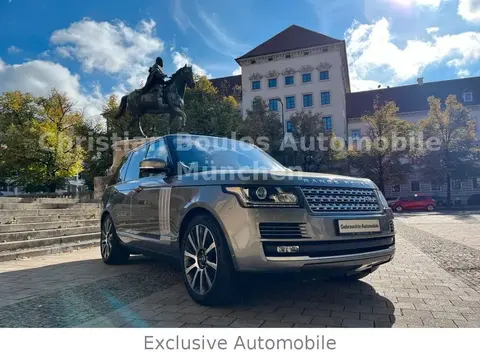 Used LAND ROVER RANGE ROVER Petrol 2017 Ad Germany