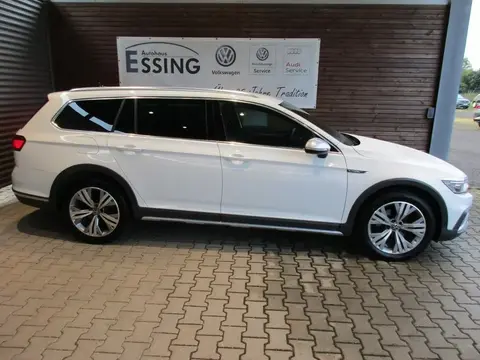 Used VOLKSWAGEN PASSAT Diesel 2022 Ad 