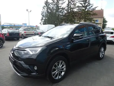 Used TOYOTA RAV4 Hybrid 2017 Ad Germany