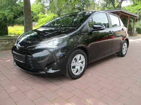 Used TOYOTA YARIS Petrol 2017 Ad 