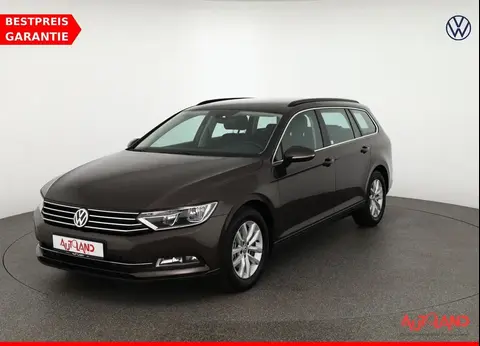 Used VOLKSWAGEN PASSAT Petrol 2015 Ad 