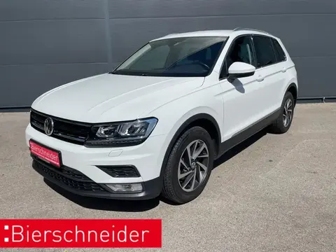 Used VOLKSWAGEN TIGUAN Petrol 2017 Ad Germany