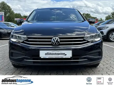 Used VOLKSWAGEN PASSAT Petrol 2022 Ad 