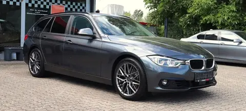 Used BMW SERIE 3 Petrol 2018 Ad 