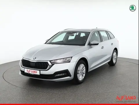 Used SKODA OCTAVIA Hybrid 2024 Ad 