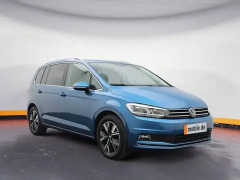 Used VOLKSWAGEN TOURAN Petrol 2020 Ad 