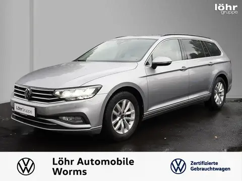 Used VOLKSWAGEN PASSAT Petrol 2023 Ad 