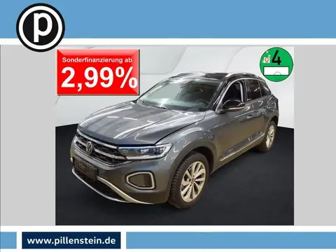 Used VOLKSWAGEN T-ROC Petrol 2023 Ad Germany