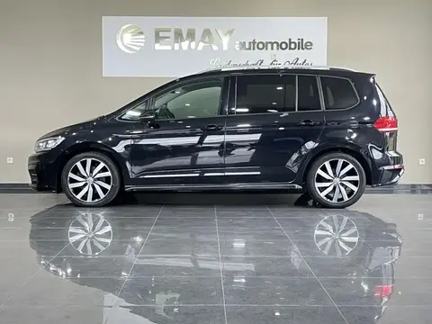 Used VOLKSWAGEN TOURAN Petrol 2018 Ad 