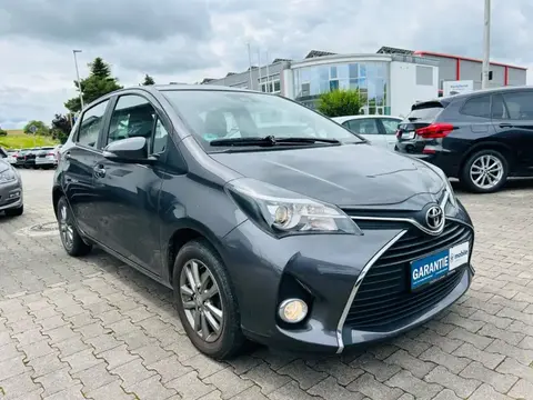 Annonce TOYOTA YARIS Essence 2017 d'occasion Allemagne