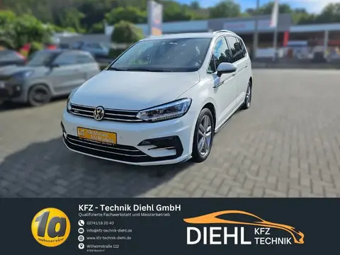 Used VOLKSWAGEN TOURAN Petrol 2020 Ad 