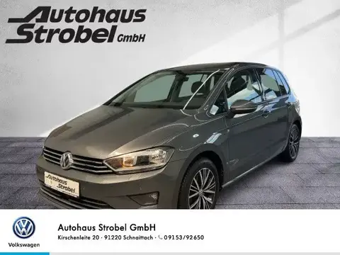 Used VOLKSWAGEN GOLF Petrol 2017 Ad Germany