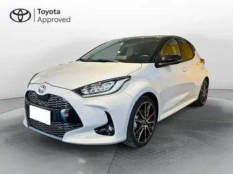 Used TOYOTA YARIS Hybrid 2022 Ad 