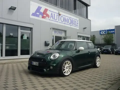 Annonce MINI COOPER Essence 2016 d'occasion Allemagne