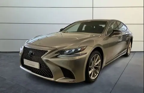 Used LEXUS UX Hybrid 2020 Ad 