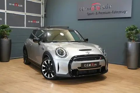 Annonce MINI COOPER Essence 2023 d'occasion Allemagne