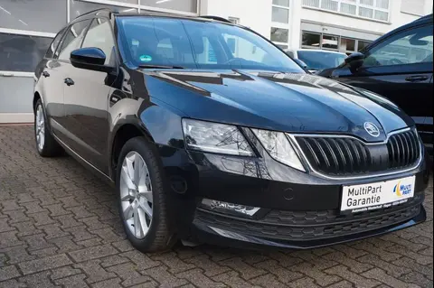 Used SKODA OCTAVIA Petrol 2019 Ad 