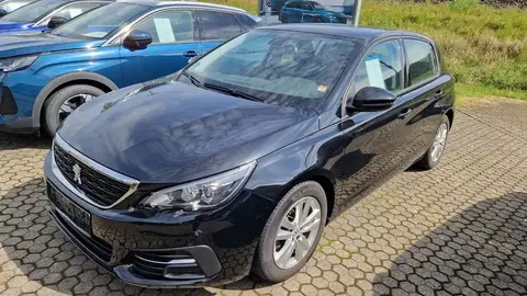 Used PEUGEOT 308 Petrol 2019 Ad Germany