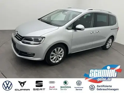 Used VOLKSWAGEN SHARAN Petrol 2021 Ad Germany