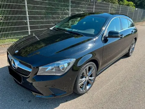 Used MERCEDES-BENZ CLASSE CLA Petrol 2015 Ad 