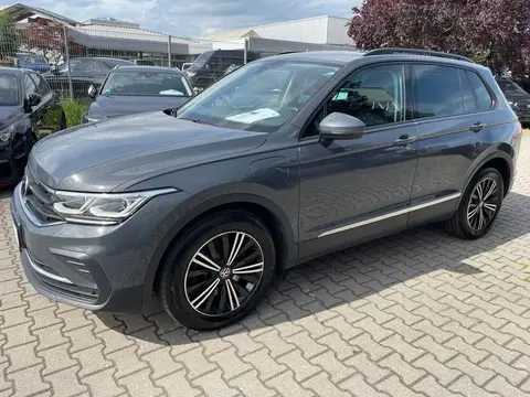 Used VOLKSWAGEN TIGUAN Hybrid 2021 Ad 