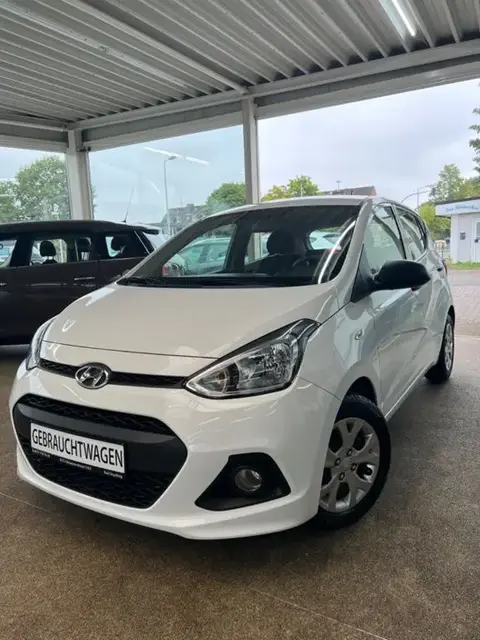 Used HYUNDAI I10 Petrol 2015 Ad 