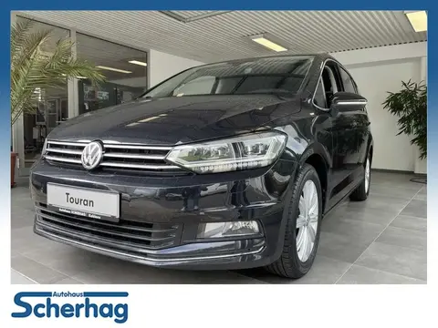 Used VOLKSWAGEN TOURAN Petrol 2017 Ad 