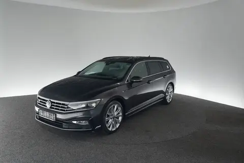 Used VOLKSWAGEN PASSAT Petrol 2023 Ad 